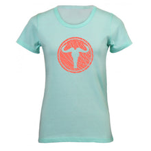 T-Shirt | Wildebeest Skull on Elephant Skin